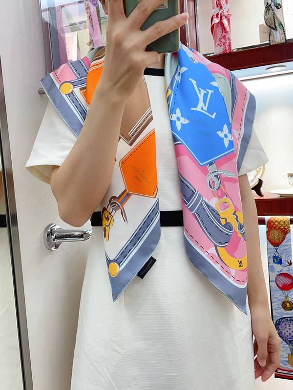 Louis Vuitton Scarf LVC00475